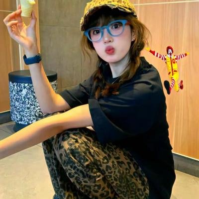 穿书后我带着全家去逃荒